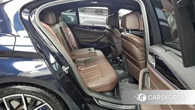 BMW 5 Series (G30) 2022 Черный из Кореи, фото 3