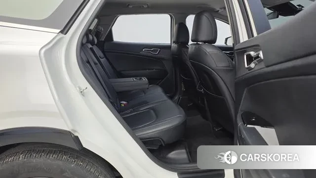 Kia Sportage 5th Generation 2022 Белый из Кореи, фото 3