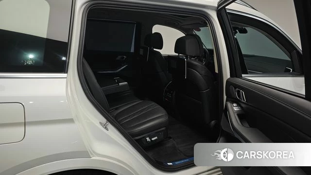 BMW X7 (G07) 2021 Белый из Кореи, фото 3