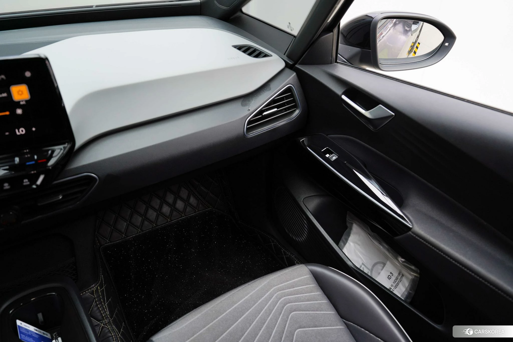 Volkswagen ID.3 2022 Темно-серый из Китая, фото 3