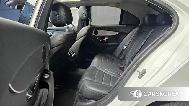 Mercedes-Benz C-Class W205 2018 Белый из Кореи, фото 3