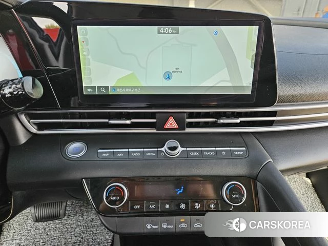 Hyundai The New Avante (CN7) 2023 Белый из Кореи, фото 3