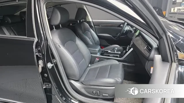 Kia K7 Premier Hybrid id 3479626 из Кореи 3