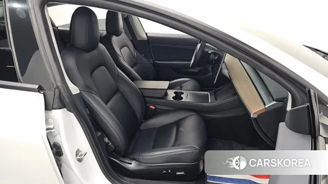 Tesla Model 3 2021 Белый из Кореи, фото 3