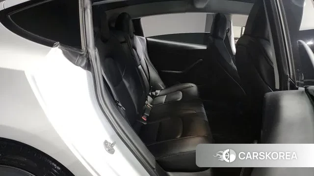 Tesla Model 3 2021 Белый из Кореи, фото 3