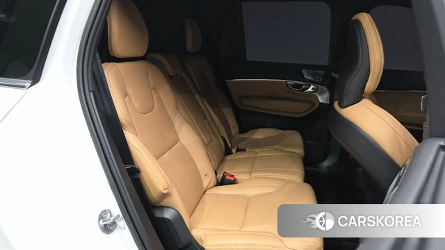 Volvo XC90 second Generation 2023 Белый из Кореи, фото 3