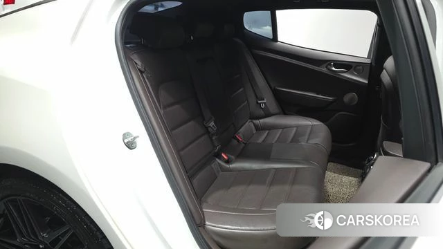 Kia Stinger 2018 Белый из Кореи, фото 3
