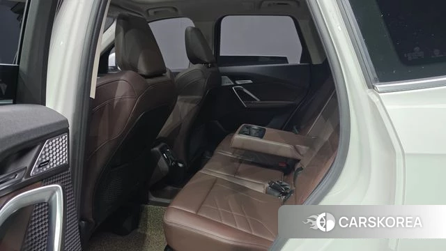 BMW X1 (U11) 2024 Белый из Кореи, фото 3