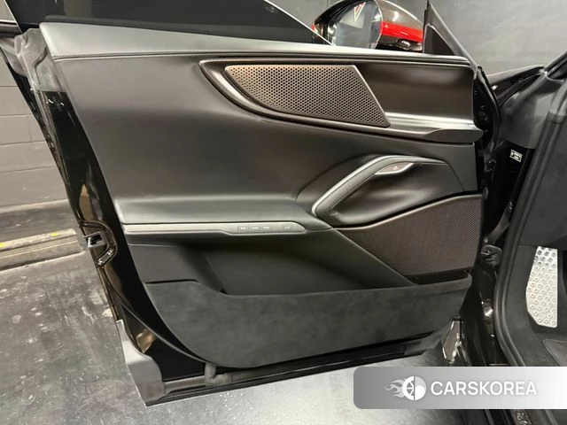 Ferrari Furosange 2025 Черный из Кореи, фото 3