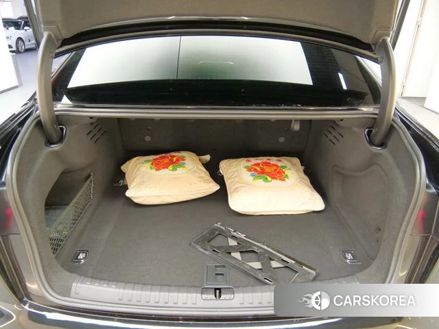 Audi A6L 2021 Черный из Китая, фото 3
