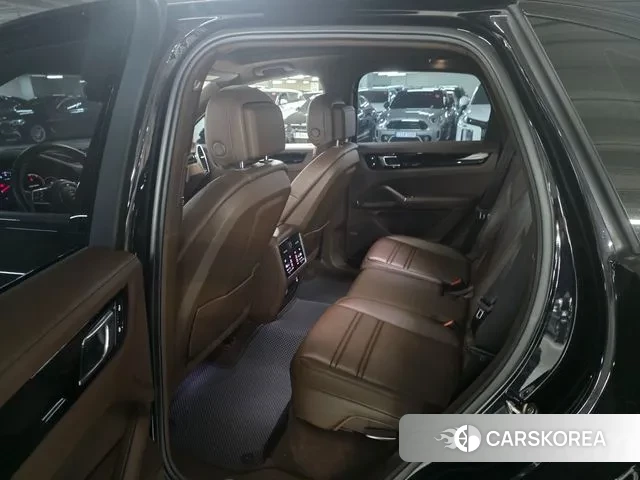 Porsche Cayenne (PO536) 2021 Черный из Кореи, фото 3