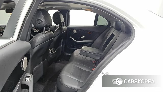 Mercedes-Benz C-Class W205 2020 Белый из Кореи, фото 3