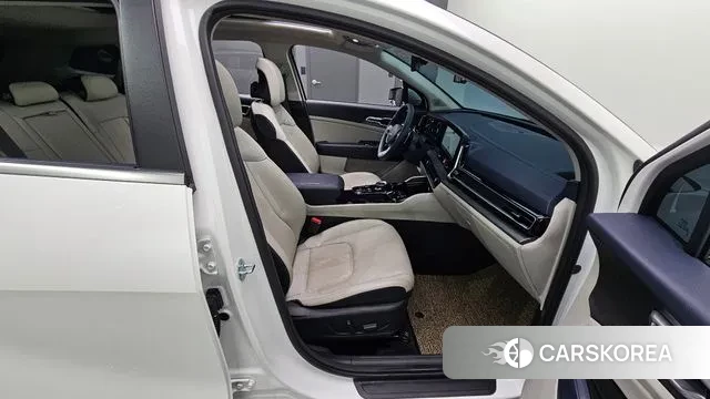 Kia Sportage 5th Generation 2022 Белый из Кореи, фото 3