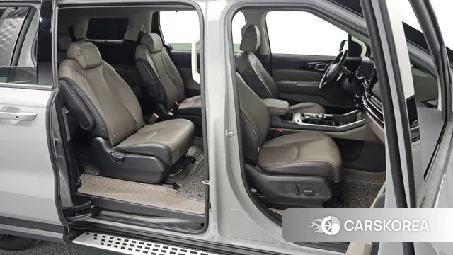 Kia The New Carnival 4th Generation 2024 Серебристо-серый из Кореи, фото 3