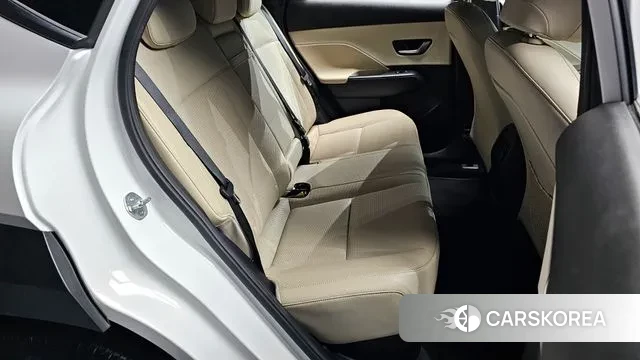 Hyundai Kona Hybrid (SX2) 2023 Белый из Кореи, фото 3