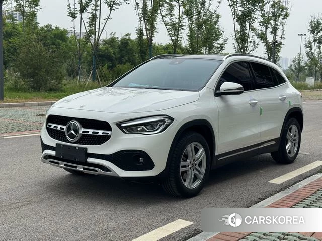 Mercedes-Benz GLA 2023 Белый из Китая, фото 3