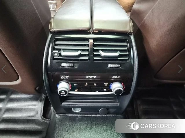 BMW 5 Series (G30) 2018 Белый из Кореи, фото 3