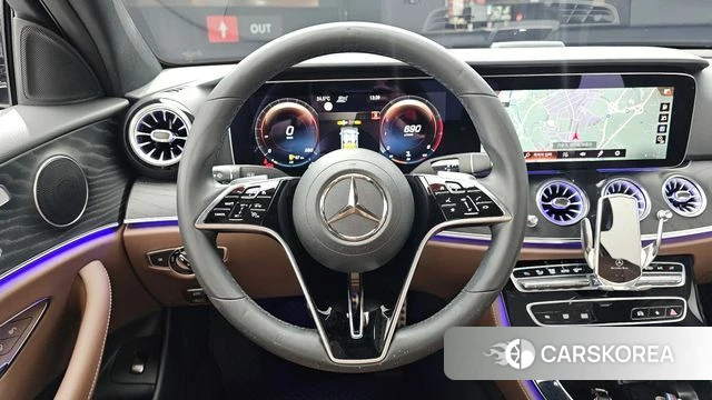 Mercedes-Benz E-Class W213 2022 Черный из Кореи, фото 3