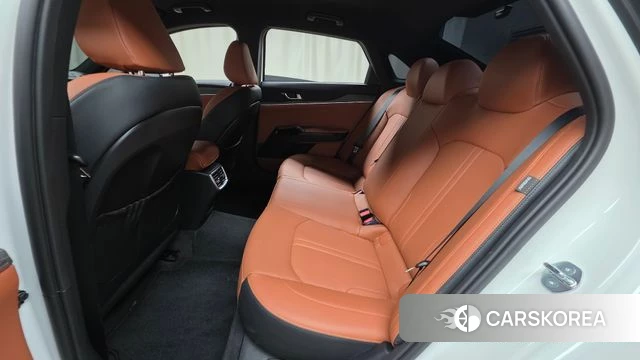 Kia The New K5 3rd generation 2024 Белый из Кореи, фото 3