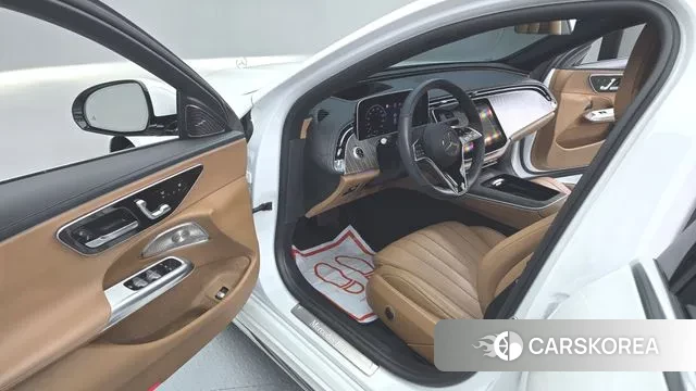 Mercedes-Benz E-Class W214 2024 Белый из Кореи, фото 3