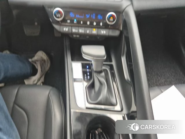 Hyundai Avante (CN7) 2022 Черный из Кореи, фото 3