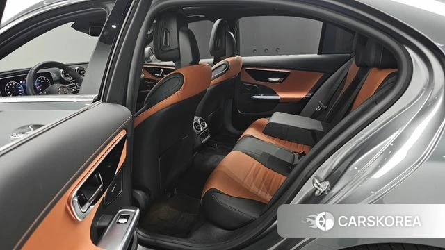 Mercedes-Benz C-Class W206 2023 Серый из Кореи, фото 3