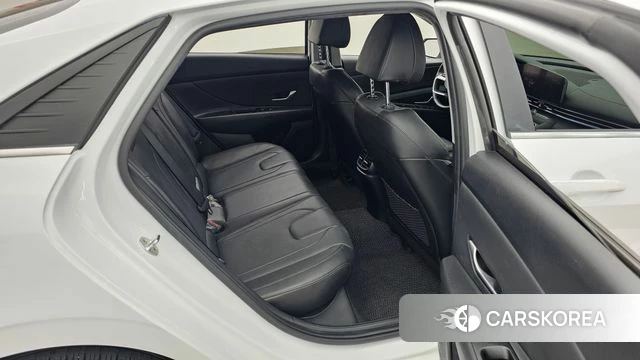 Hyundai Avante (CN7) 2022 Белый из Кореи, фото 3