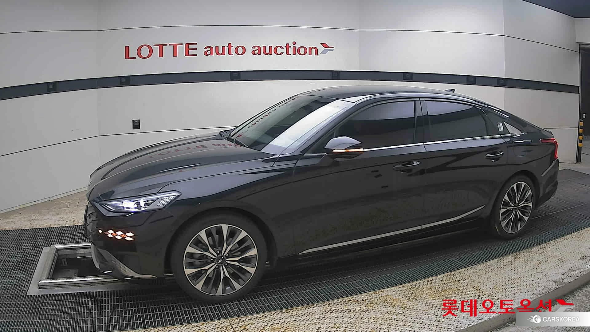 Kia K8 2023 Aurora Black Pearl из Кореи, фото 3