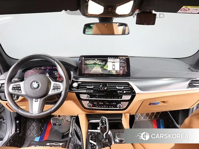 BMW 5 Series (G30) 2023 Серый из Кореи, фото 3