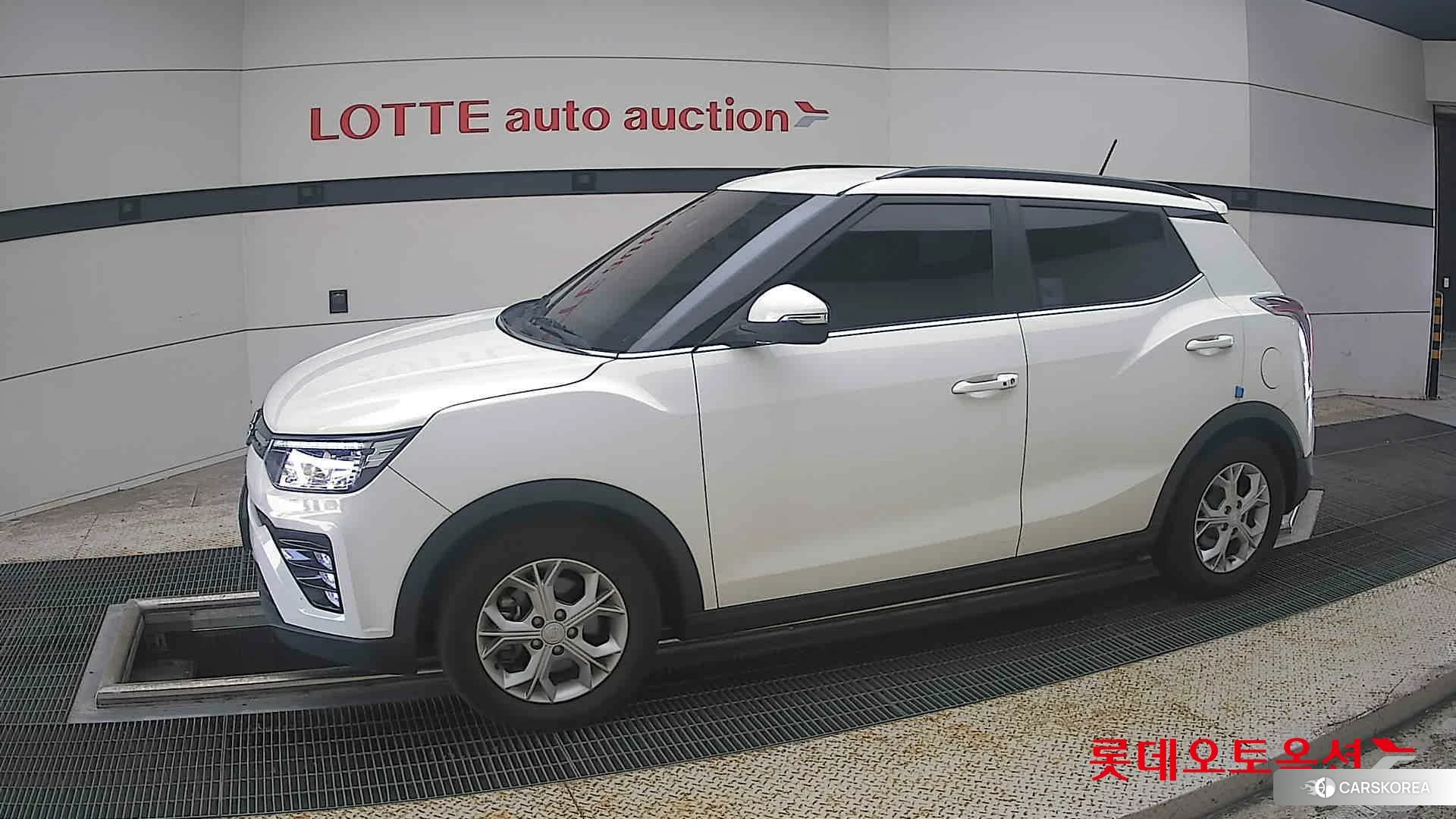 SsangYong Tivoli 2022 Grand White из Кореи, фото 3