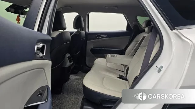 Kia Sportage 5th Generation 2022 Белый из Кореи, фото 3