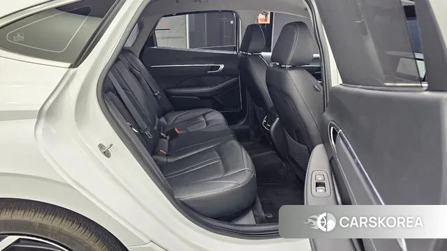 Hyundai Sonata D Edge Hybrid (DN8) 2023 Белый из Кореи, фото 3