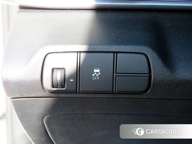 Hyundai The New Avante (CN7) 2024 Белый из Кореи, фото 3