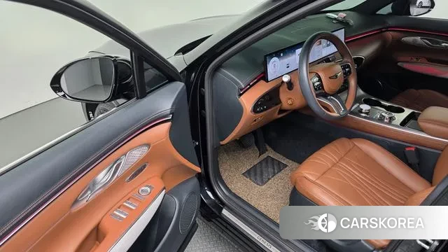 Genesis GV70 2024 Черный из Кореи, фото 3