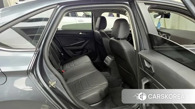 Volkswagen 7th Generation of Jetta 2021 Серый из Кореи, фото 3