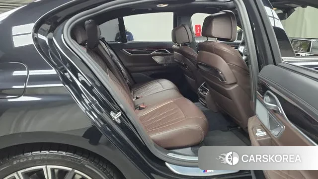 BMW 7 Series (G11) id 3478477 из Кореи 3