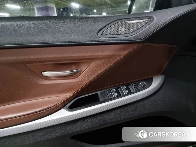 BMW 6 Series (F12) 2018 Синий из Кореи, фото 3