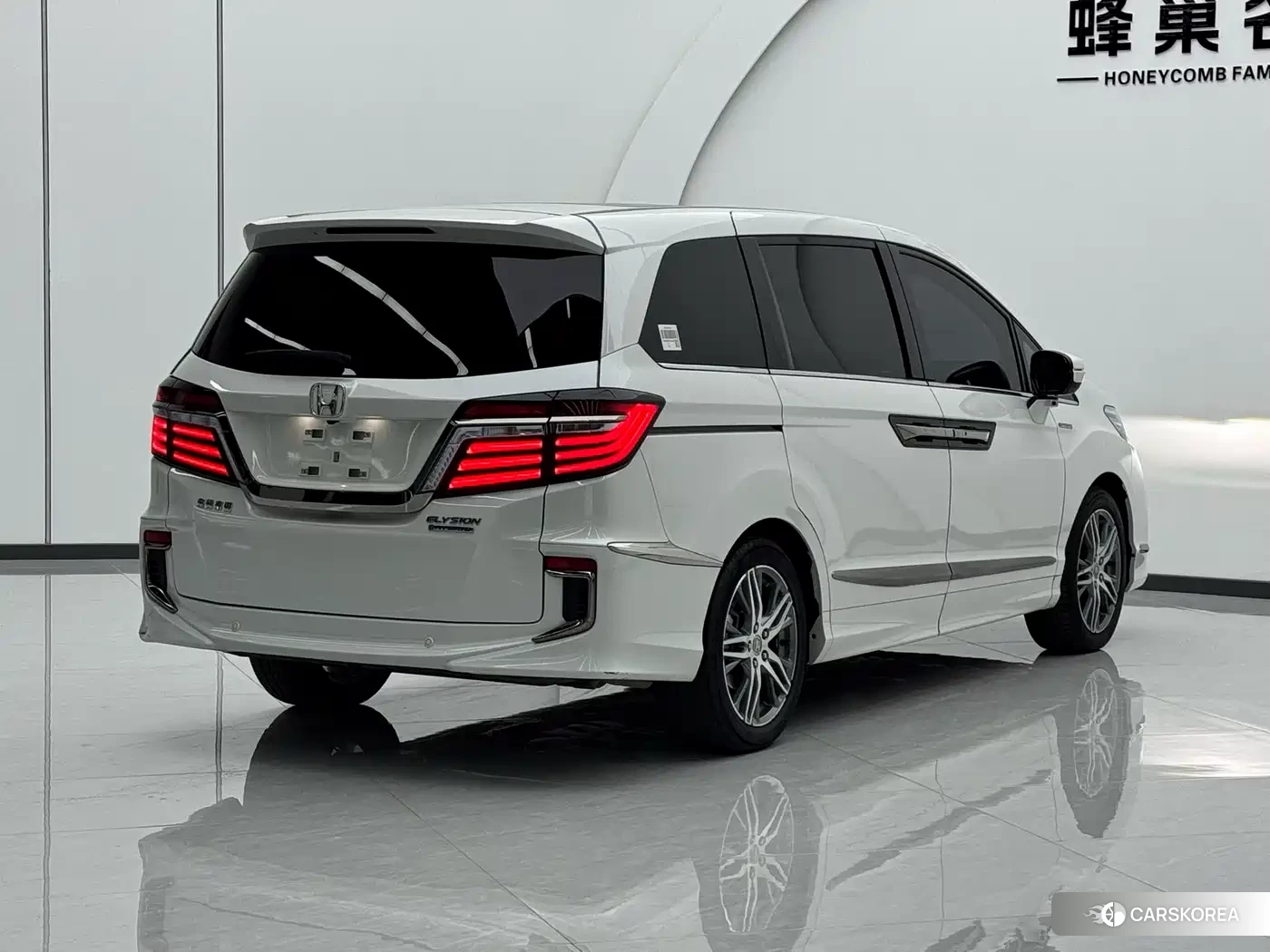 Honda Elysion 2021 Белый из Китая, фото 4