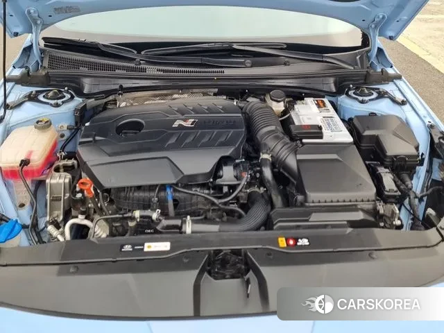 Hyundai Avante (CN7) 2022 Небесно-голубой из Кореи, фото 3