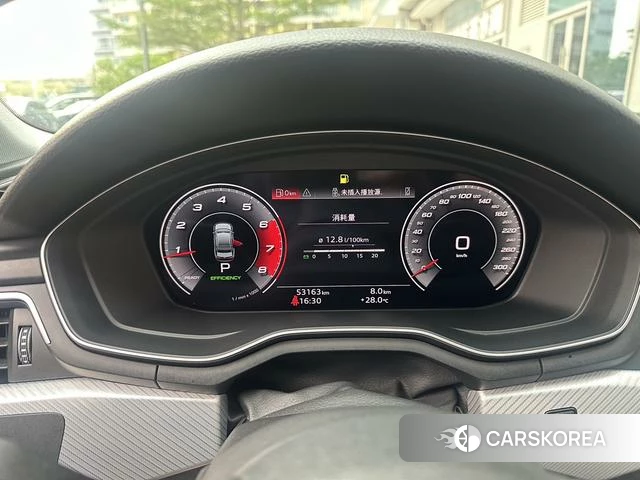 Audi A4L 2022 Темно-серый из Китая, фото 3