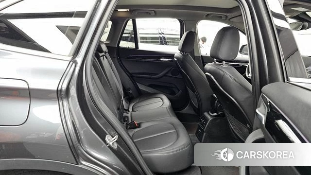 BMW X1 (F48) 2022 Серый из Кореи, фото 3