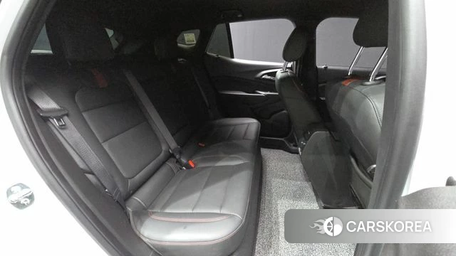 Chevrolet (GM Daewoo) Trax Crossover 2024 Белый из Кореи, фото 3