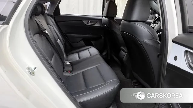 Kia Come New K3 2021 Белый из Кореи, фото 3