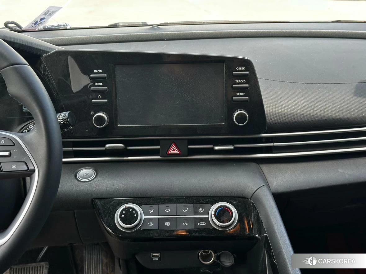 Hyundai Elantra 2022 Белый из Китая, фото 3