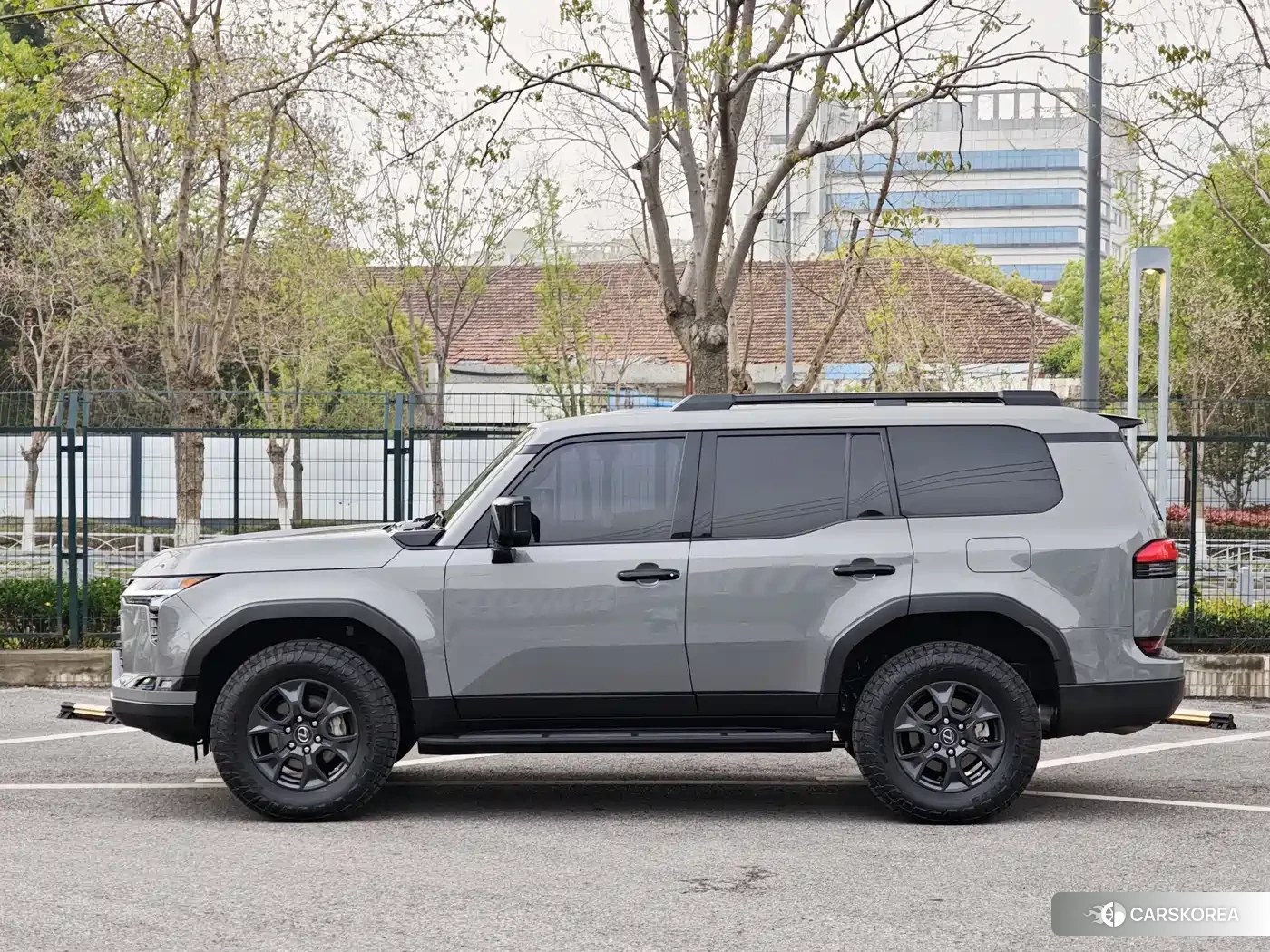 Lexus GX 2024 Silver/gray из Китая, фото 3
