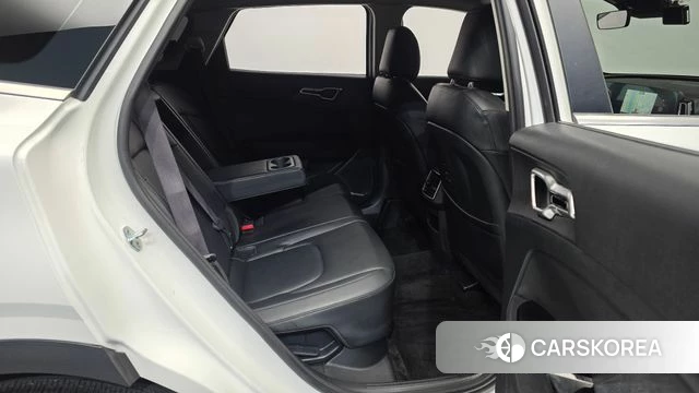 Kia Sportage 5th Generation Hybrid 2021 Белый из Кореи, фото 3