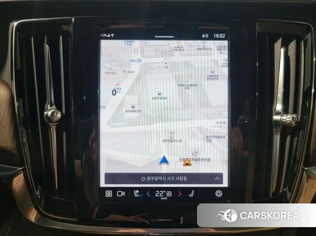 Volvo V90 Cross-Country 2025 Белый из Кореи, фото 3