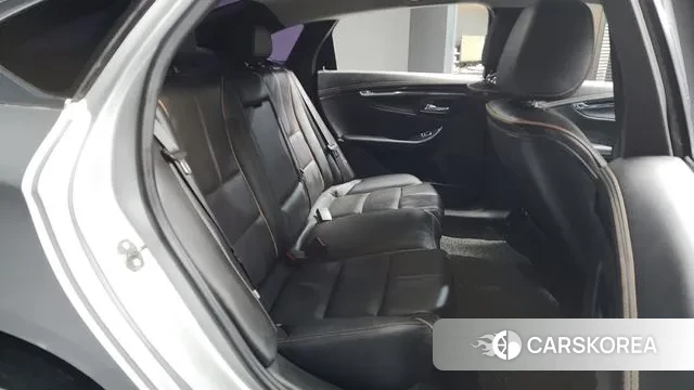 Chevrolet (GM Daewoo) Impala 2018 Серебряный из Кореи, фото 3