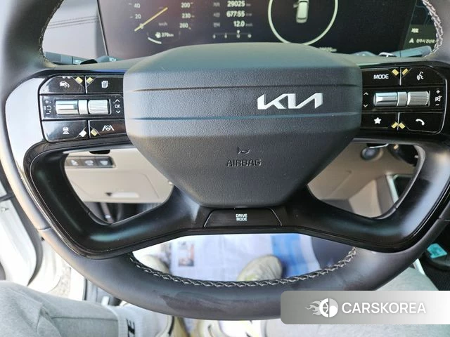 Kia The New Carnival 4th Generation 2024 Белый из Кореи, фото 3