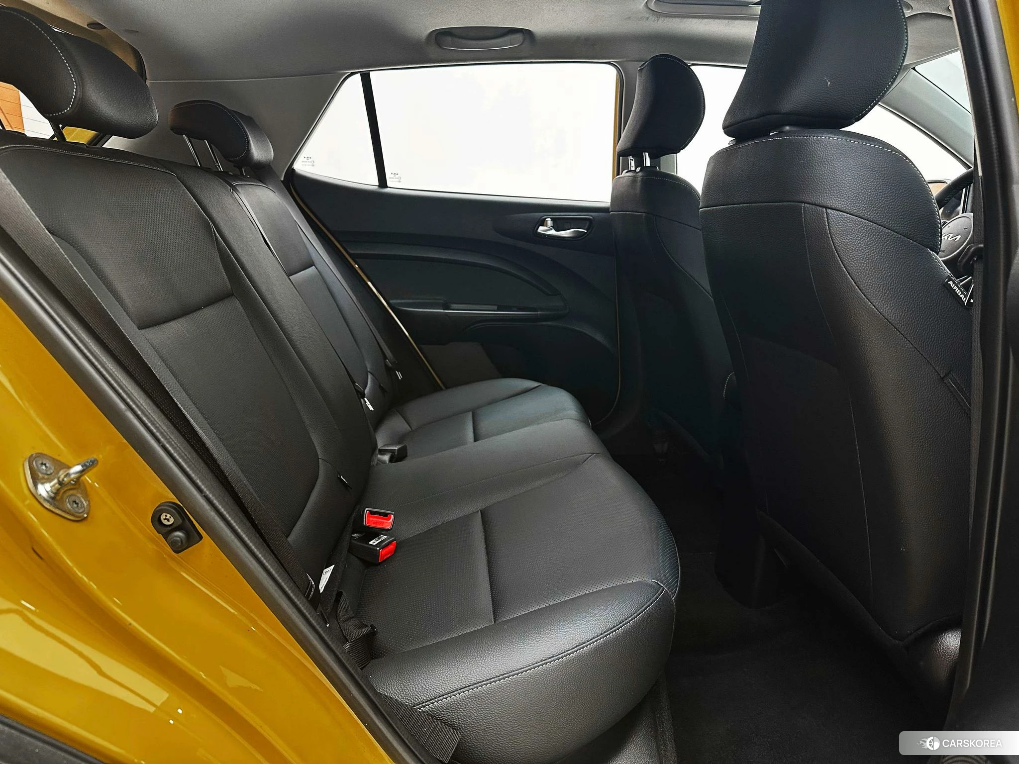 Kia Yi Ran 2021 Желтый из Китая, фото 3